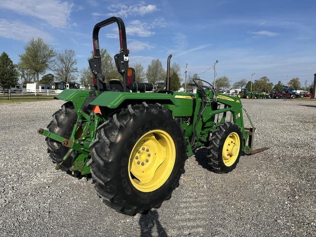 Image of John Deere 5065E equipment image 4