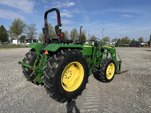 Image of John Deere 5065E equipment image 4