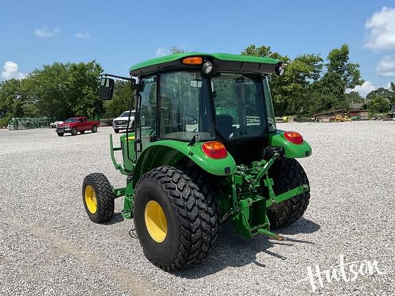 Image of John Deere 5065E equipment image 4