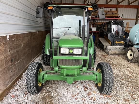 Image of John Deere 5065E equipment image 3