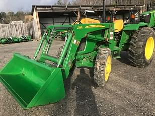 Main image John Deere 5065E 3