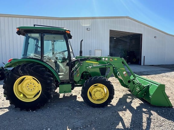 Main image John Deere 5065E