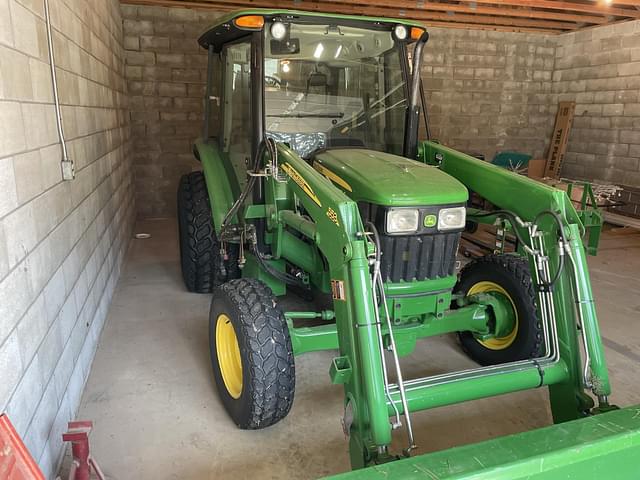 Image of John Deere 5065E equipment image 2