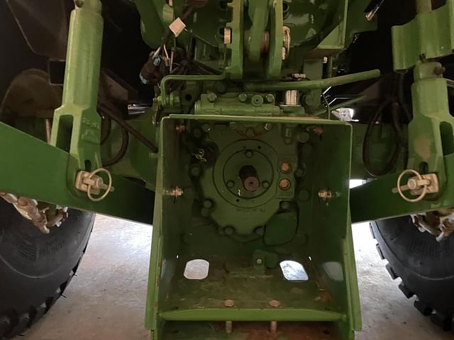 Image of John Deere 5065E equipment image 4