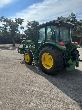 Image of John Deere 5065E equipment image 2