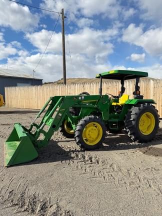 Main image John Deere 5065E