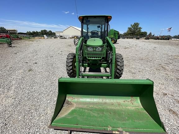 Image of John Deere 5065E equipment image 1