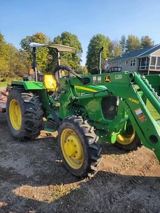 Image of John Deere 5065E Primary image