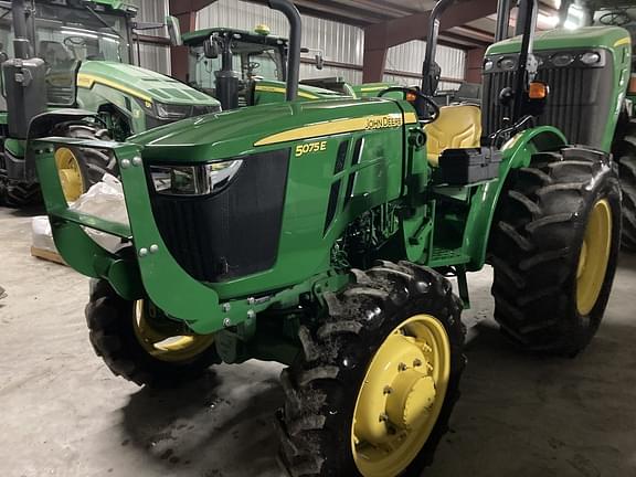 Image of John Deere 5075E equipment image 1