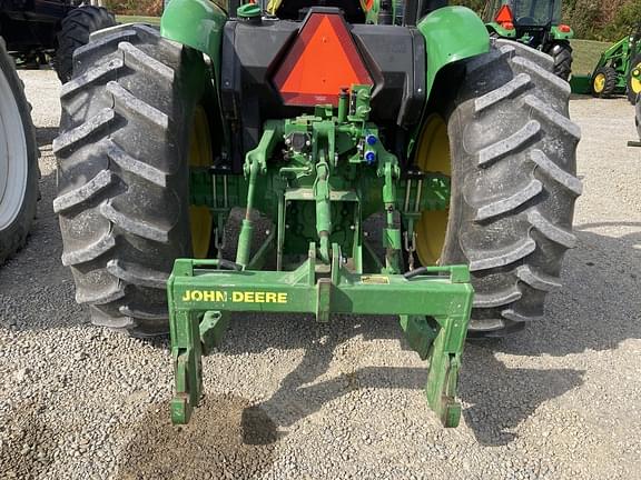 Image of John Deere 5075E equipment image 4