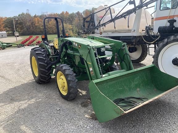 Image of John Deere 5075E equipment image 1