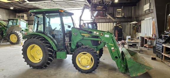 Image of John Deere 5075E Image 1