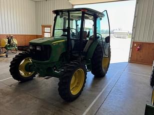 Main image John Deere 5075E 5