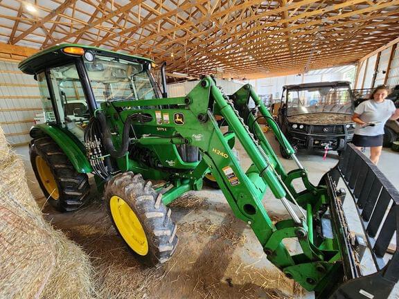 Image of John Deere 5075E equipment image 1