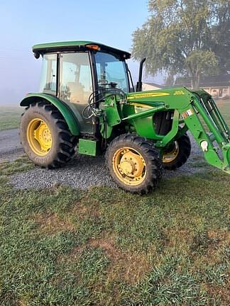 Image of John Deere 5075E equipment image 3