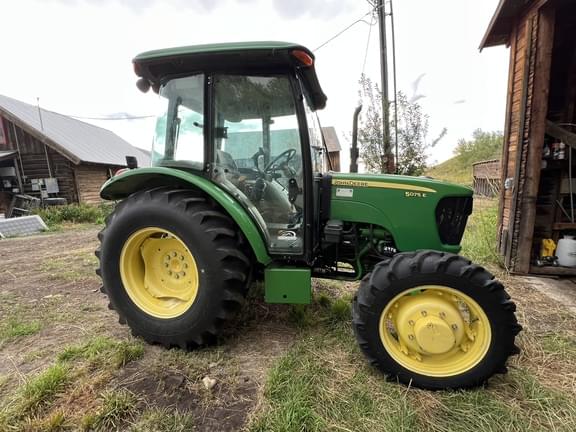 Image of John Deere 5075E Primary image
