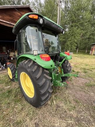 Image of John Deere 5075E equipment image 4