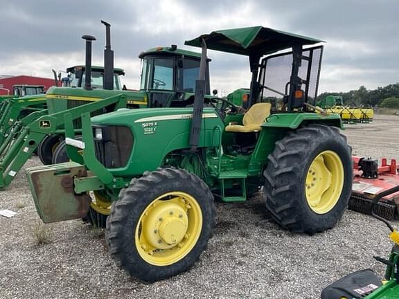 Image of John Deere 5075E equipment image 1