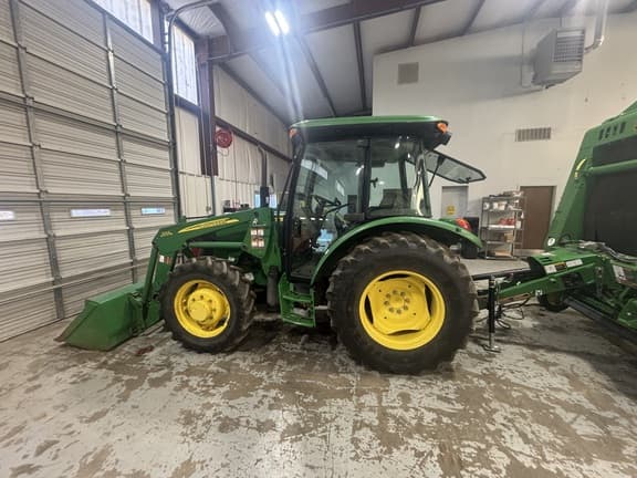 Image of John Deere 5075E equipment image 2