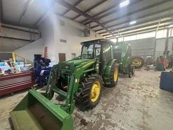 Main image John Deere 5075E