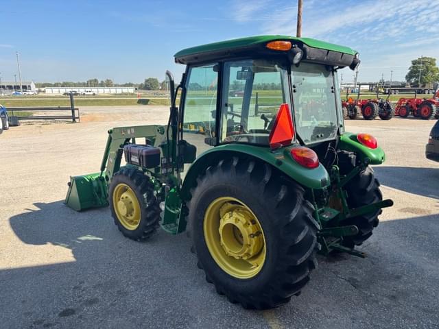 Image of John Deere 5075E equipment image 2