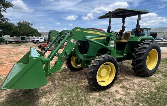 Image of John Deere 5075E equipment image 2