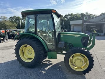 Main image John Deere 5075E