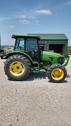 2014 John Deere 5075M Equipment Image0
