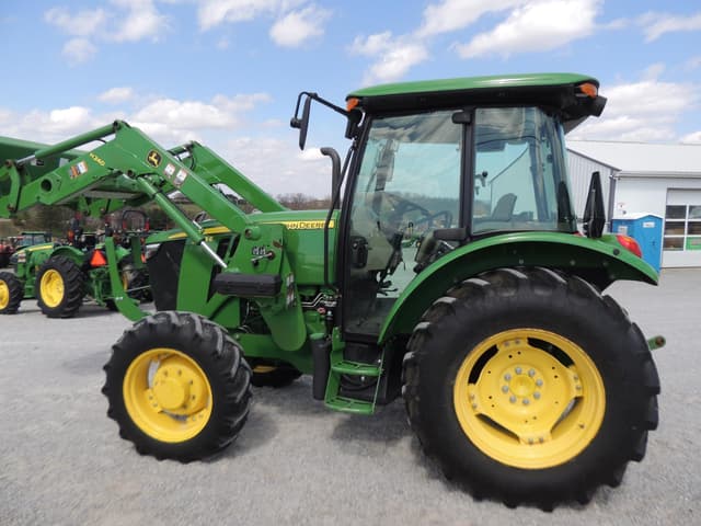 Image of John Deere 5085E equipment image 1