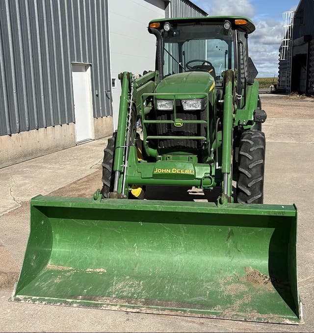Image of John Deere 5085E equipment image 4