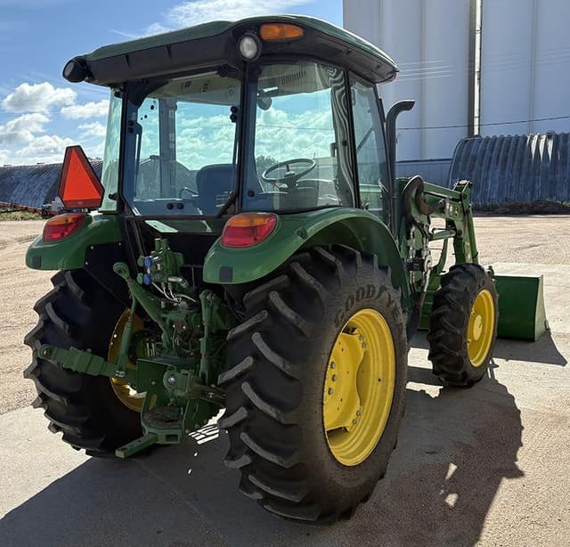 Image of John Deere 5085E equipment image 2