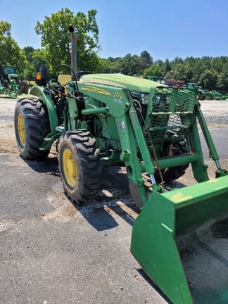 Main image John Deere 5085E