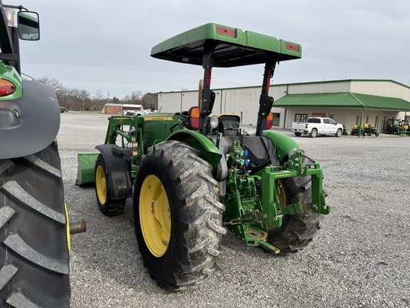 Image of John Deere 5085E equipment image 4