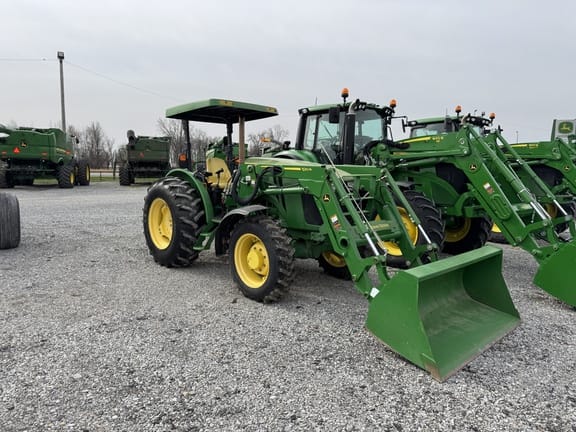 2014 John Deere 5085E Equipment Image0