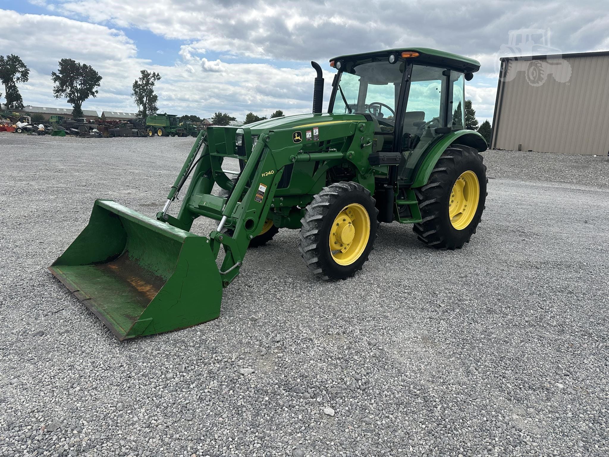 2014 John Deere 5085E Equipment Image0