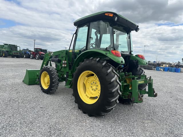 Image of John Deere 5085E equipment image 4