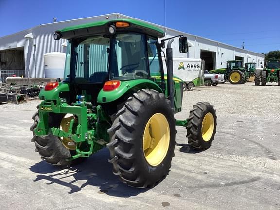 Image of John Deere 5085E equipment image 4