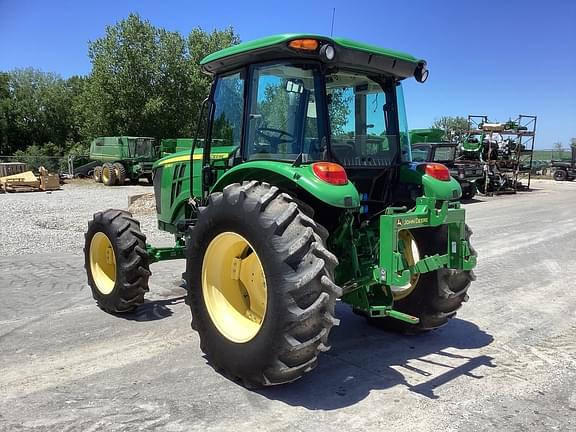 Image of John Deere 5085E equipment image 2