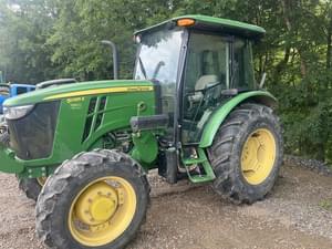 2014 John Deere 5085E Image