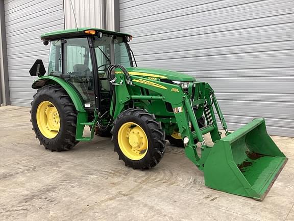 Image of John Deere 5085E equipment image 4