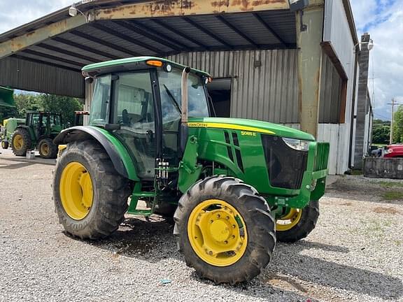 Image of John Deere 5085E Primary image