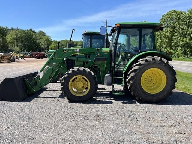 Image of John Deere 5085M equipment image 2