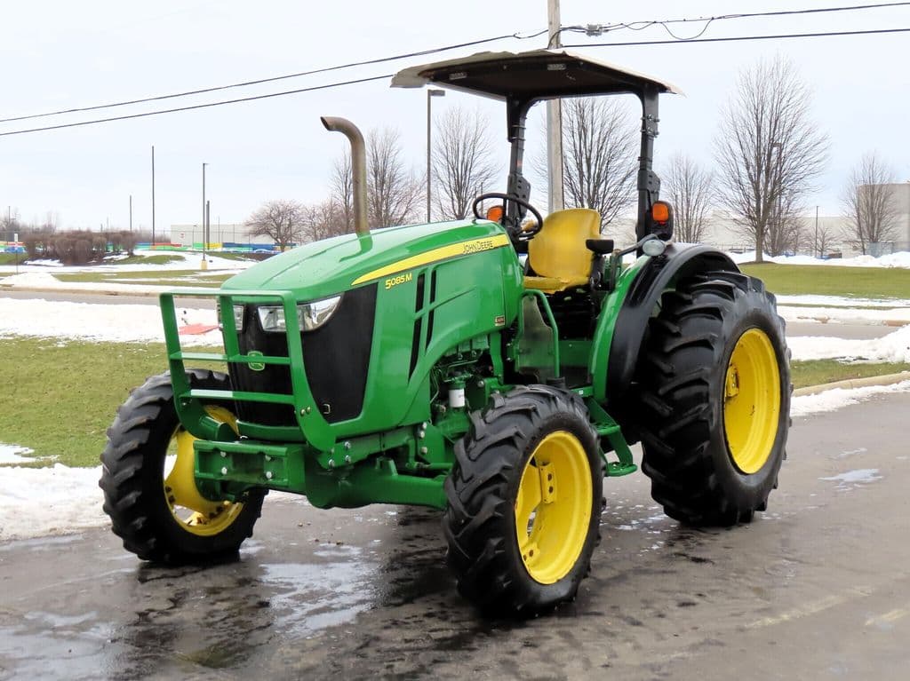 Image of John Deere 5085M Primary image