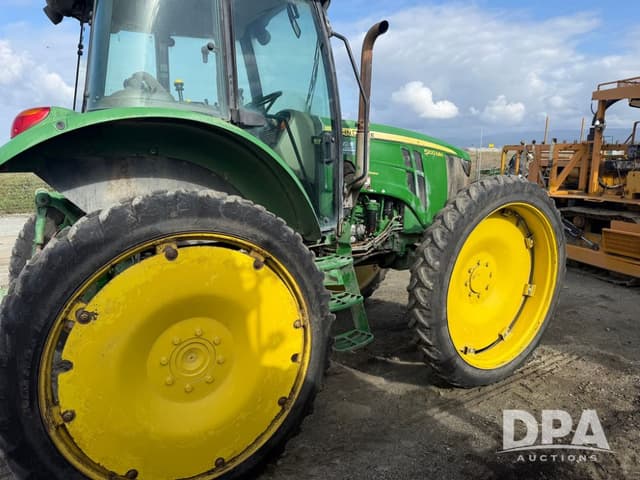 Image of John Deere 5100MH equipment image 4
