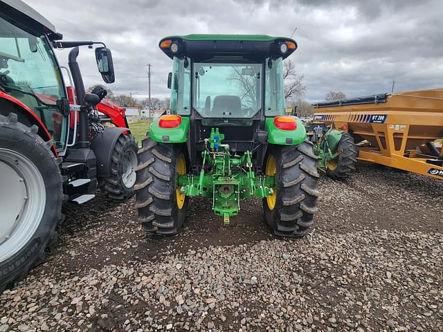 Image of John Deere 5100E equipment image 4