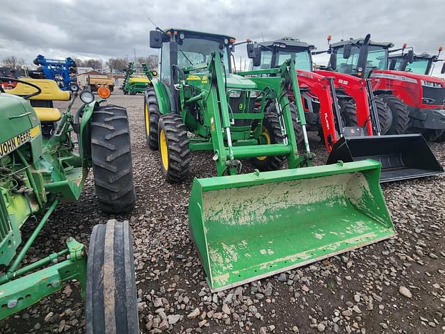 Image of John Deere 5100E equipment image 2