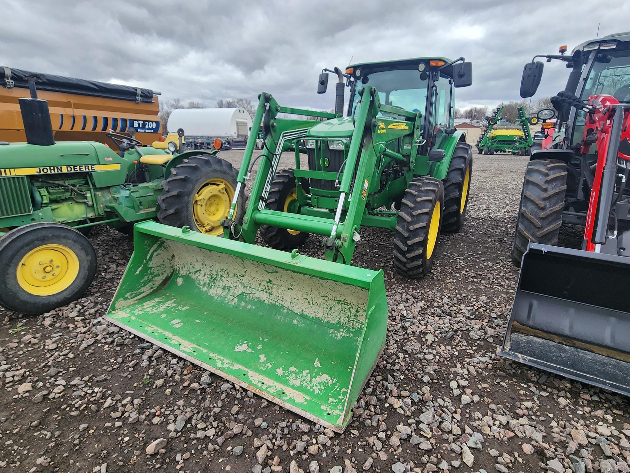 2014 John Deere 5100E Equipment Image0