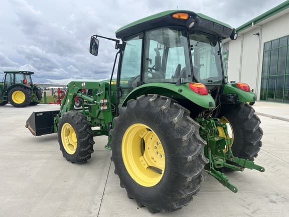 Image of John Deere 5100E equipment image 2