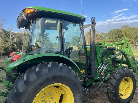 Image of John Deere 5100E equipment image 3