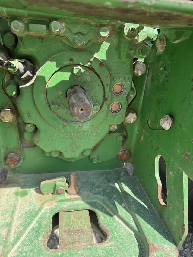 Image of John Deere 5100E equipment image 4